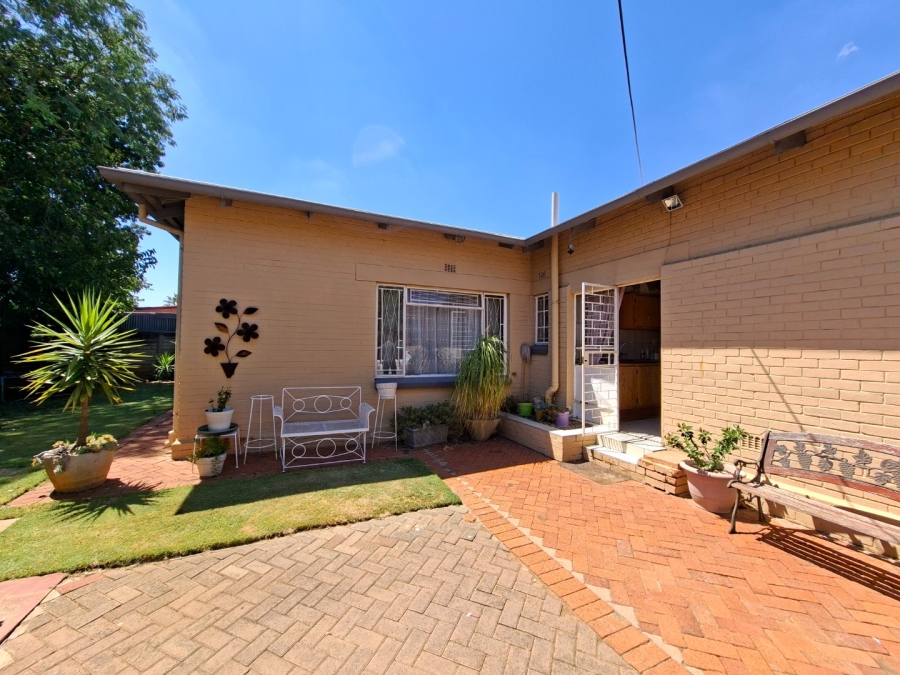 5 Bedroom Property for Sale in Noordhoek Free State